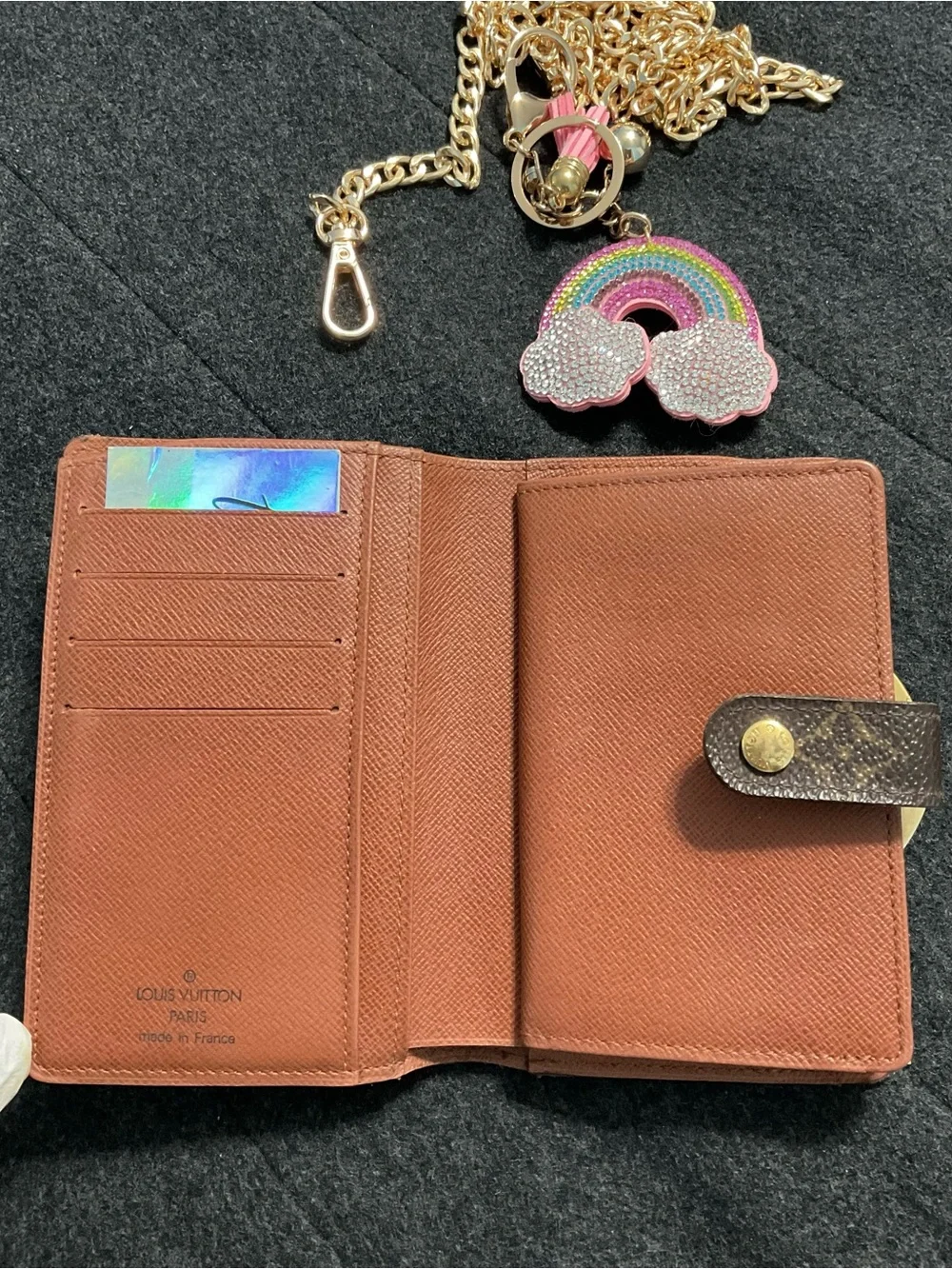 ✅AUTHENTIC FREE LV KISSLOCK WALLET FREE WITH SHOULDER BAG PURCHASE
